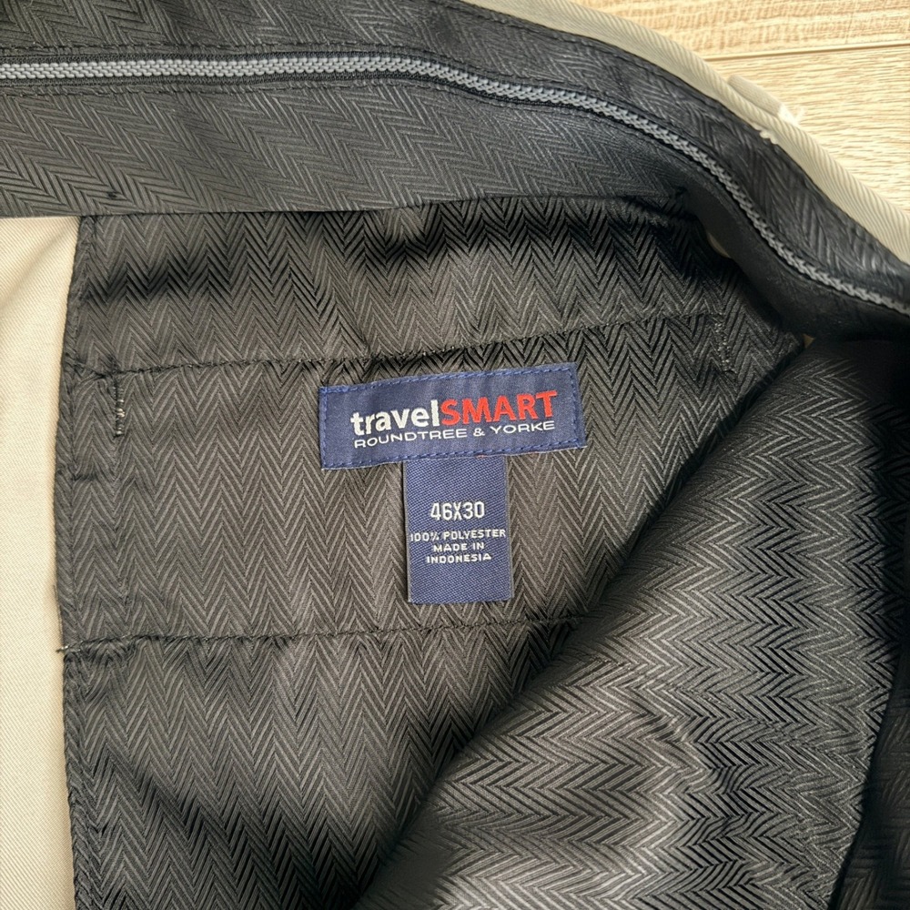 Roundtree & Yorke TravelSmart Pleated Dress Pants Mens 46x30 Beige Cuffed NEW - Picture 5 of 5